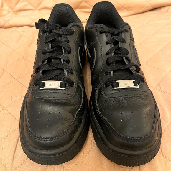 black air force size 4.5